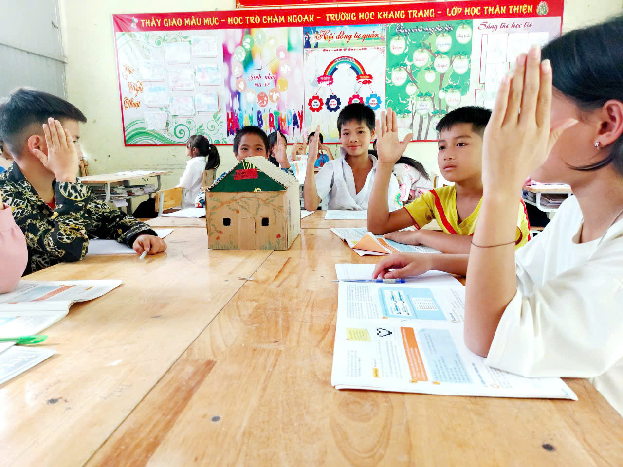 Hoạt động trải nghiệm